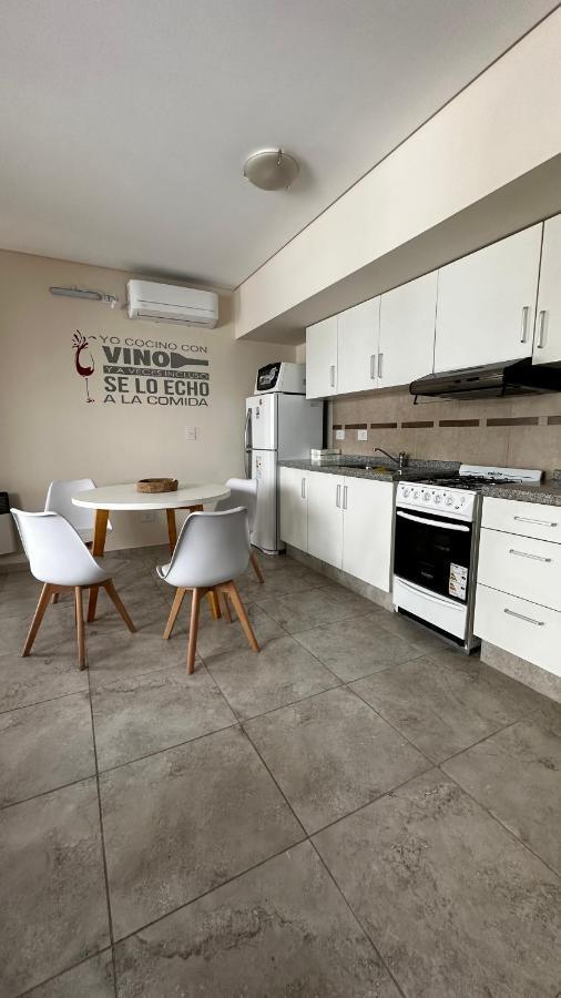 Apartments Biritos Mendoza Godoy Cruz Exteriör bild